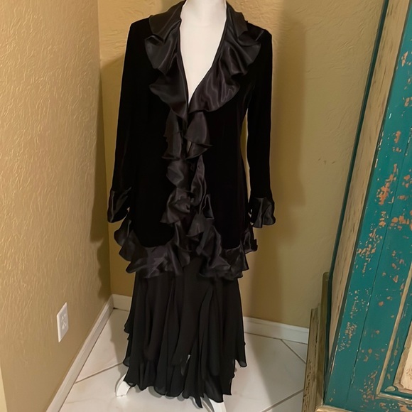 Helene Blake Velvet Jacket - Picture 16 of 16